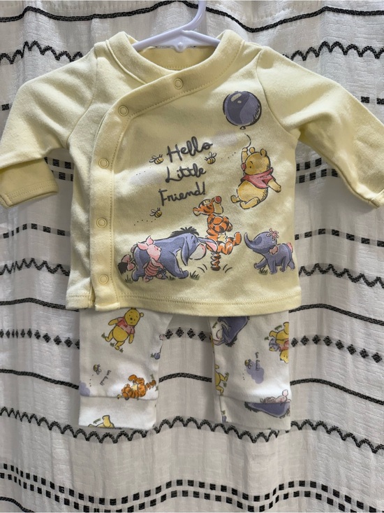 Disney Other - Disney Yellow Winnie the Pooh & Friends Matching Set
